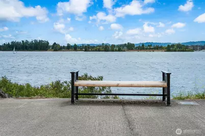 2015 SE Columbia River Drive #220, Vancouver, WA 98661 - Photo 10
