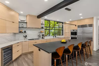 7733 Hansen Road NE, Bainbridge Island, WA 98110 - Photo 18