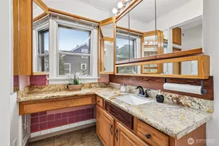 2542 S Cushman Ave, Tacoma, WA 98405 - Photo 12