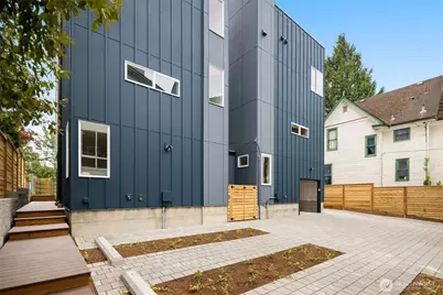 823 B 17th Avenue, Seattle, WA 98144 - Photo 24