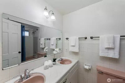 16521 NE 1st Place, Bellevue, WA 98008 - Photo 26