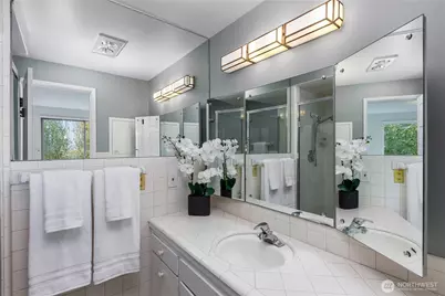 16521 NE 1st Place, Bellevue, WA 98008 - Photo 22