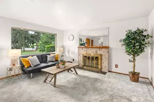 902 N 149th St, Shoreline, WA 98133 - Photo 6