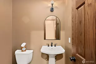 7825 NE 140th Pl, Kirkland, WA 98034 - Photo 24