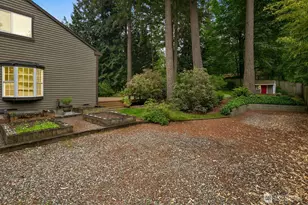 7825 NE 140th Pl, Kirkland, WA 98034 - Photo 38