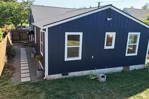 807 Georgiana St, Port Angeles, WA 98362 - Photo 10