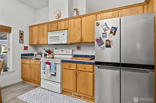 17629 21st Ave E, Spanaway, WA 98387 - Photo 12