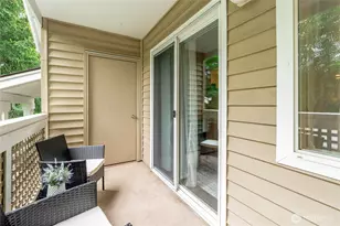 15300 112th Ave NE, Bothell, WA 98011 - Photo 22