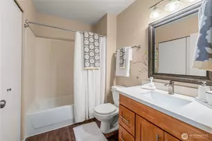 15300 112th Ave NE, Bothell, WA 98011 - Photo 14