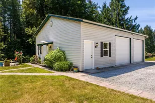 2427 Leroy Pl, Camano Island, WA 98282 - Photo 6