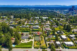 1700 92nd Ave NE, Clyde Hill, WA 98004 - Photo 6