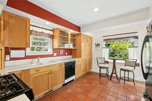 510 13th St, Bellingham, WA 98225 - Photo 10