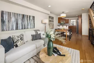 916 N 73rd St, Seattle, WA 98103 - Photo 8