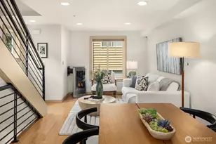 916 N 73rd St, Seattle, WA 98103 - Photo 12