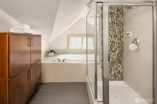 916 N 73rd St, Seattle, WA 98103 - Photo 20