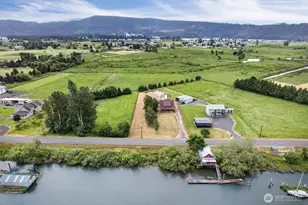 95 W Birnie Slough Rd, Cathlamet, WA 98612 - Photo 2