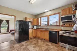 95 W Birnie Slough Rd, Cathlamet, WA 98612 - Photo 8