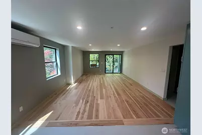 228 21st Avenue E, Seattle, WA 98112 - Photo 4