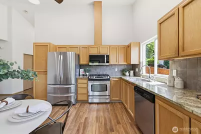 21030 25th Drive SE, Bothell, WA 98021 - Photo 10