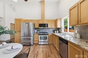 21030 25th Dr SE, Bothell, WA 98021 - Photo 10