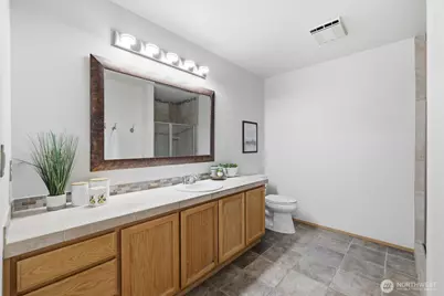 21030 25th Drive SE, Bothell, WA 98021 - Photo 16