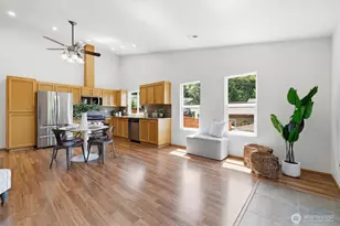 21030 25th Dr SE, Bothell, WA 98021 - Photo 12