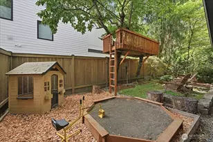2804 E Howell St, Seattle, WA 98122 - Photo 22