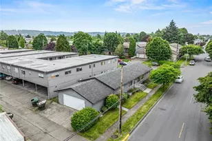 733 Delaware St, Longview, WA 98632 - Photo 2