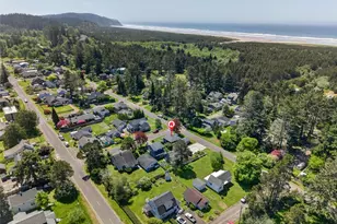 1101 35th St, Seaview, WA 98644 - Photo 36