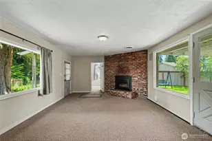 5428 Seahurst Ave, Everett, WA 98203 - Photo 6