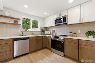 12425 9th Dr SE, Everett, WA 98208 - Photo 10
