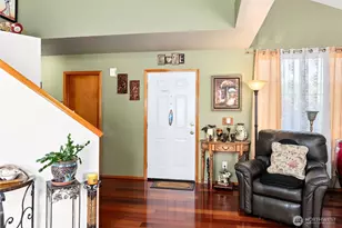 409 Kensington Ave NW, Orting, WA 98360 - Photo 8