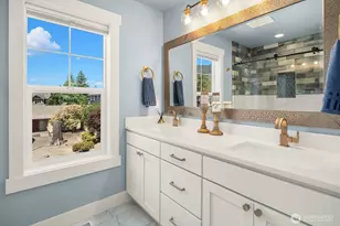 226 E 2nd St, North Bend, WA 98045 - Photo 16