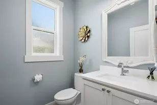 226 E 2nd St, North Bend, WA 98045 - Photo 14
