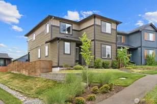 18774 Edmunds Ct E, Bonney Lake, WA 98391 - Photo 2