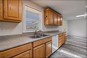 17916 40th Ave E, Tacoma, WA 98446 - Photo 16