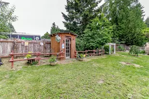 12111 213th Ave Ct E, Bonney Lake, WA 98391 - Photo 38