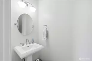 2773 NE Magnolia St, Issaquah, WA 98029 - Photo 10