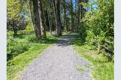 2207 180th Place SE, Bothell, WA 98012 - Photo 16