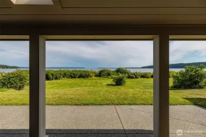 754 Livingston Bay Shore Drive, Camano Island, WA 98282 - Photo 2