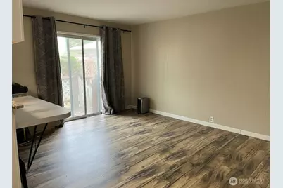 3333 228th St SE #113, Bothell, WA 98021 - Photo 4