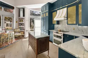 159 Denny Wy, Seattle, WA 98109 - Photo 2