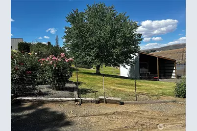 7667 Tarpiscan Road, Malaga, WA 98828 - Photo 8