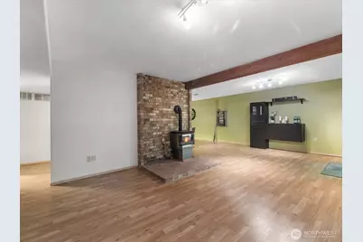 17116 Gravenstein Road, Bothell, WA 98012 - Photo 14