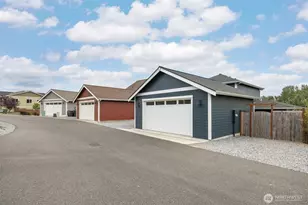 712 Blackstone Ln, Bellingham, WA 98226 - Photo 34