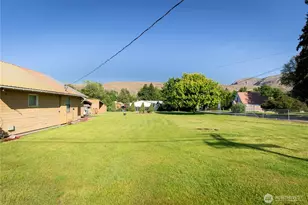 119 N Locust Way, Tonasket, WA 98855 - Photo 16