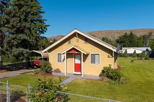 119 N Locust Way, Tonasket, WA 98855 - Photo 2