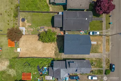 223 Karr Avenue, Hoquiam, WA 98550 - Photo 4
