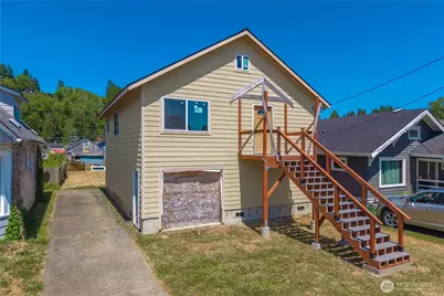 223 Karr Avenue, Hoquiam, WA 98550 - Photo 1