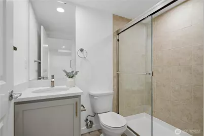 16616 NE 85th St, Redmond, WA 98052 - Photo 22